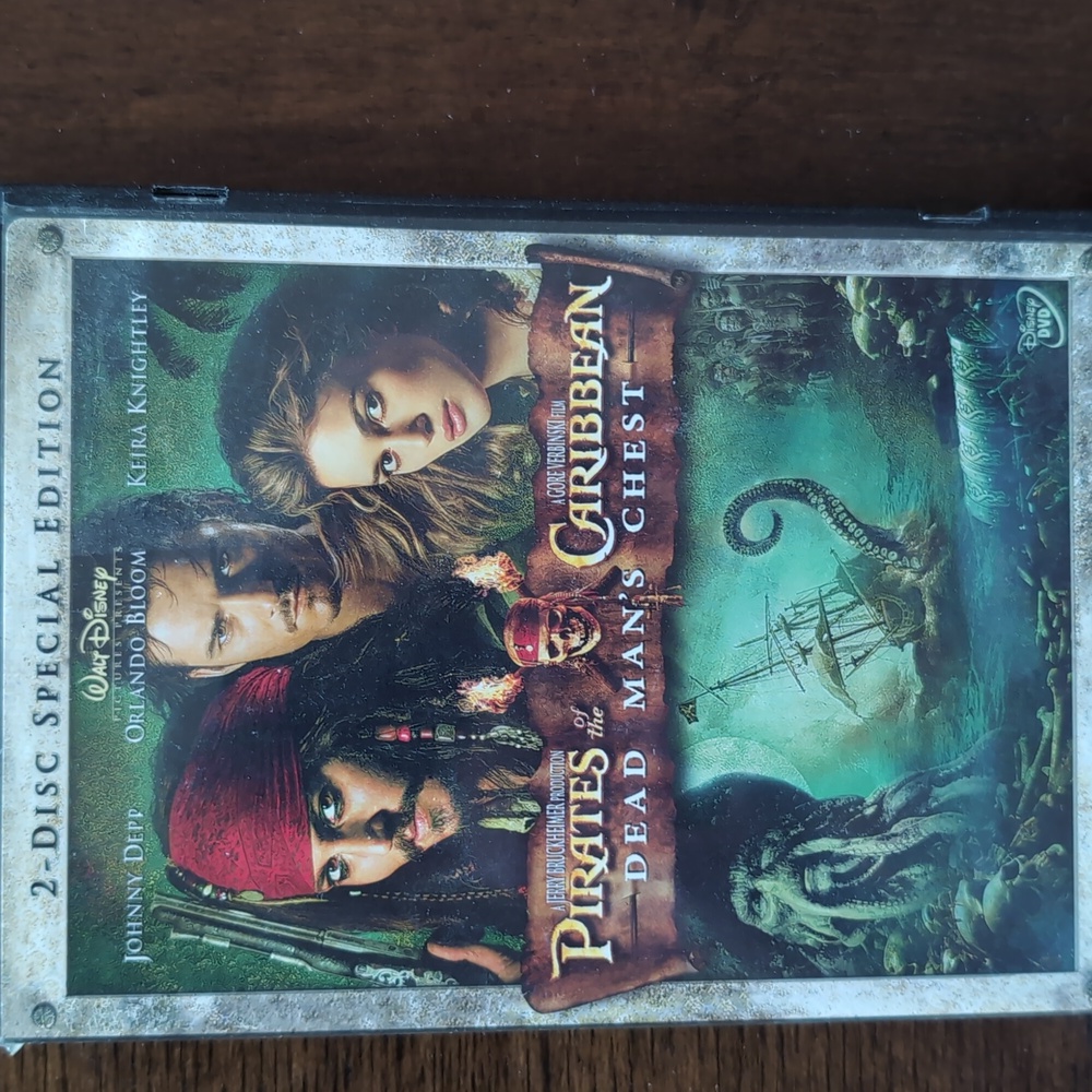 DISNEY'S Pirates Of The Caribbean 2 Dead Man's Chest DVD